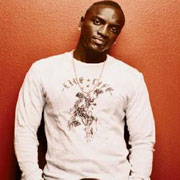 Akon va enregistrer un titre pour un film à Bollywood