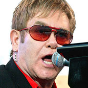 Elton John 'La drogue a failli me faire mourir'