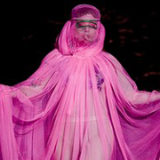 Lady Gaga en burqa !