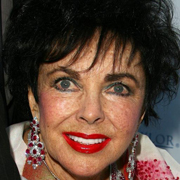 Elizabeth Taylor morte rapporte plus d'argent que Michael Jackson