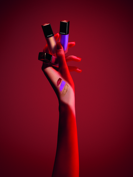 Rouge Allure Ink Fusion : Le Nouveau Rouge à Lèvres Liquide Ultra-Mat Longue Tenue