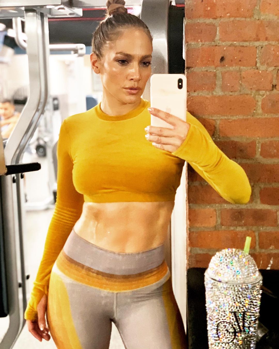 jlo.jpg