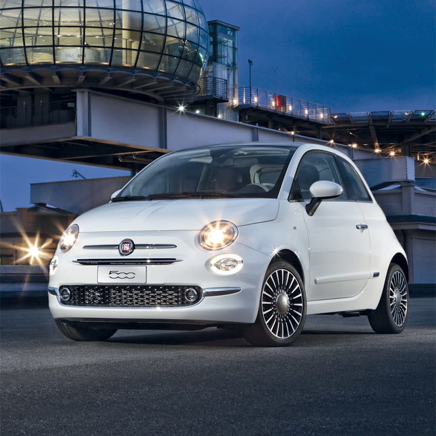 Offre-exceptionnelle-pour-les-30-premiers-clients-Fiat-500-version-Lounge-01.jpg