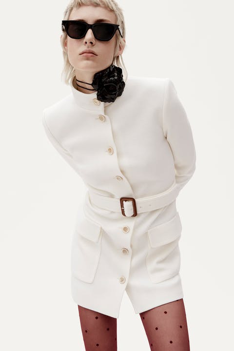 Saint Laurent : Découvrez le défilé printemps-été 2021