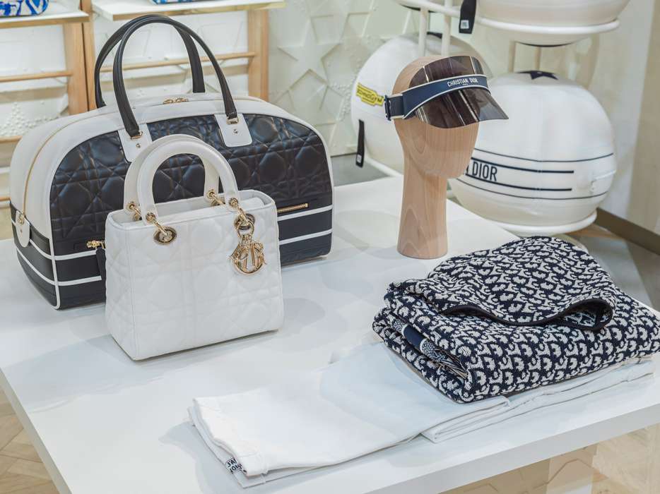 the_dior_vibe_universe_in_paris_04.jpg