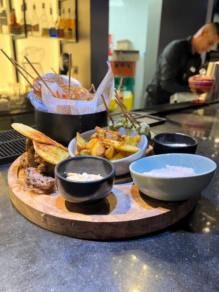 Onzieme_restaurant_04.jpg