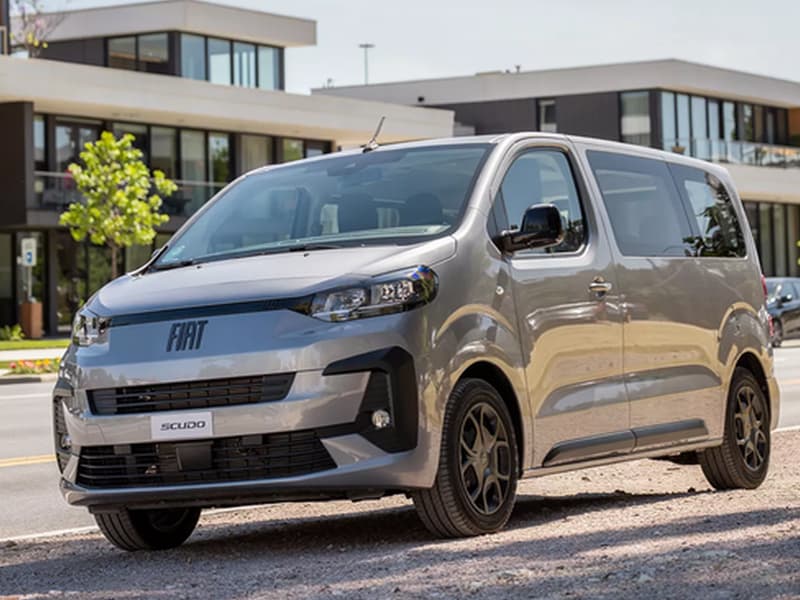 Fiat Scudo Combi 9 Places : Le Véhicule Polyvalent pour Professionnels et Familles en Tunisie